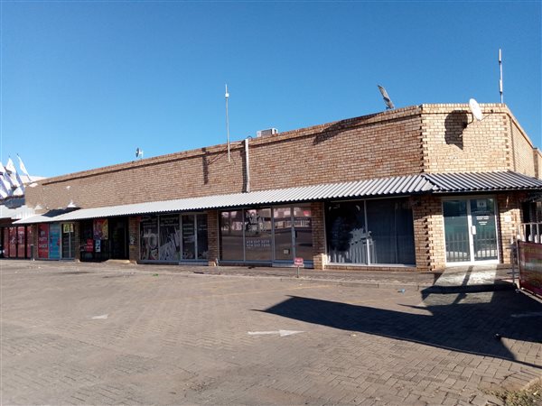 750  m² Commercial space