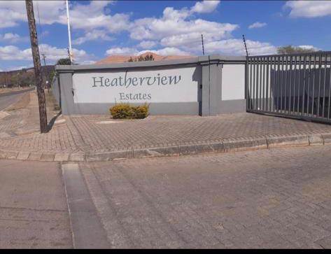 566 m² Land available in Heatherview photo number 5
