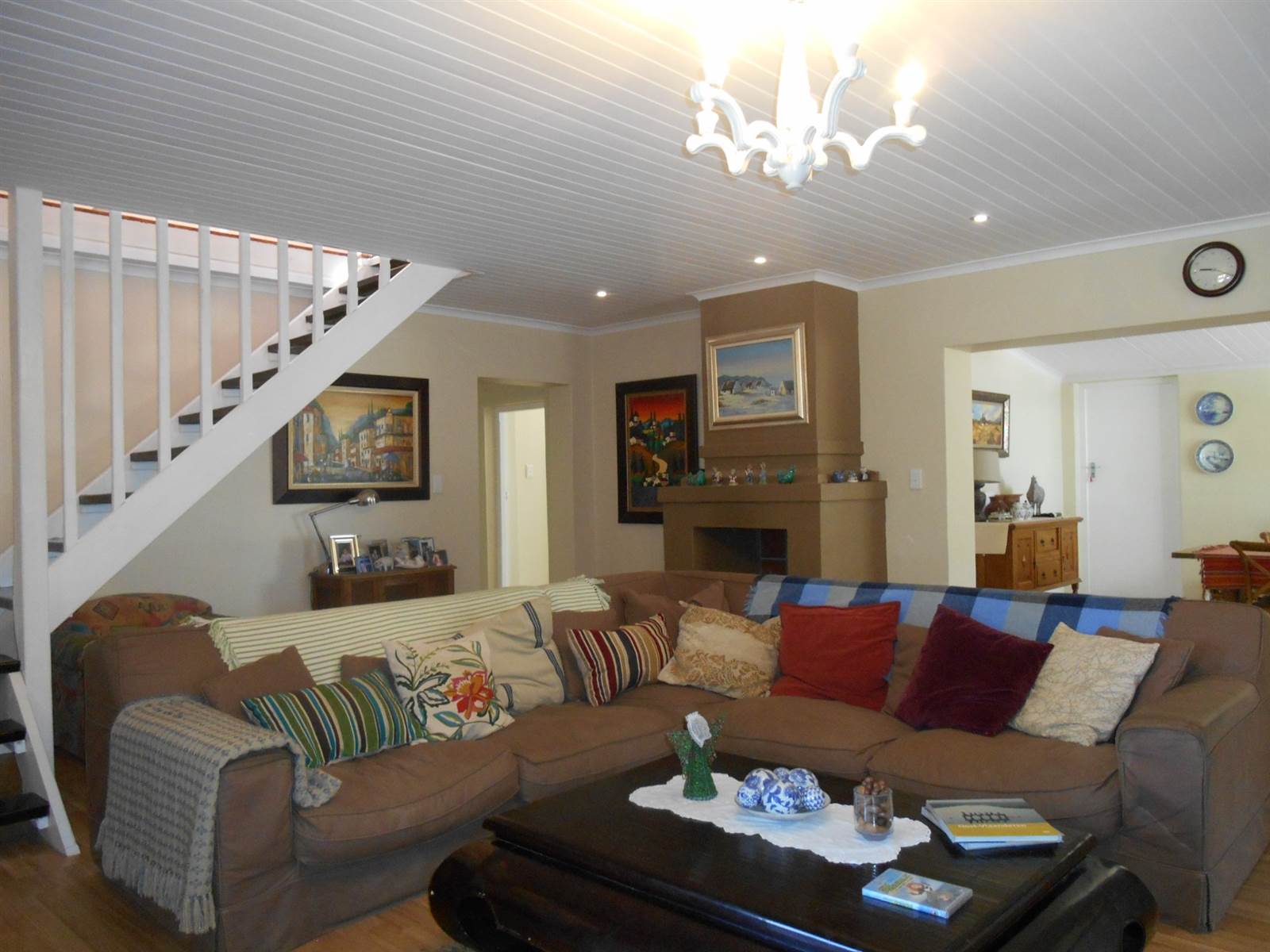 4 Bed House in Swellendam photo number 7