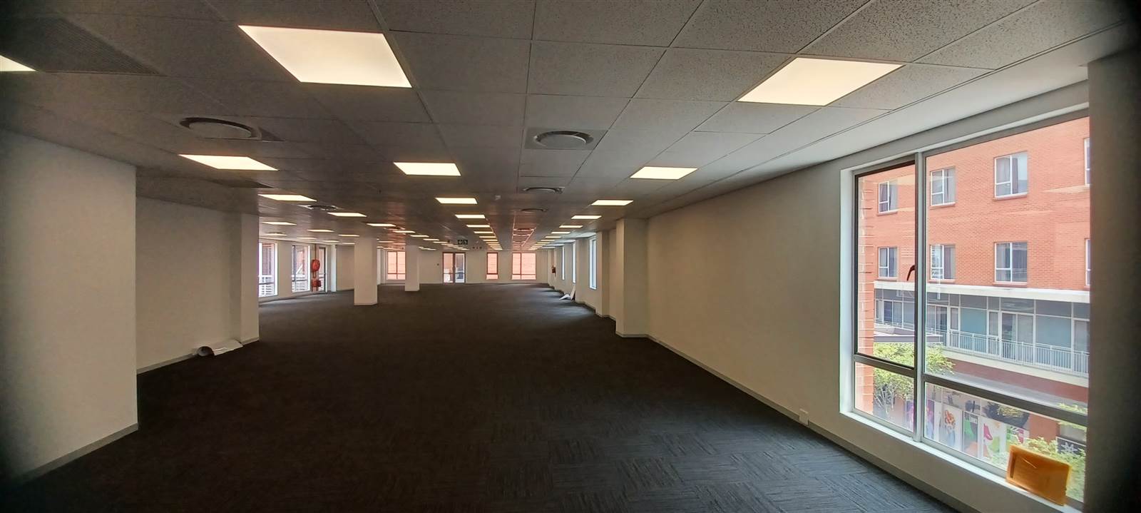 468  m² Commercial space in Melrose Arch photo number 2