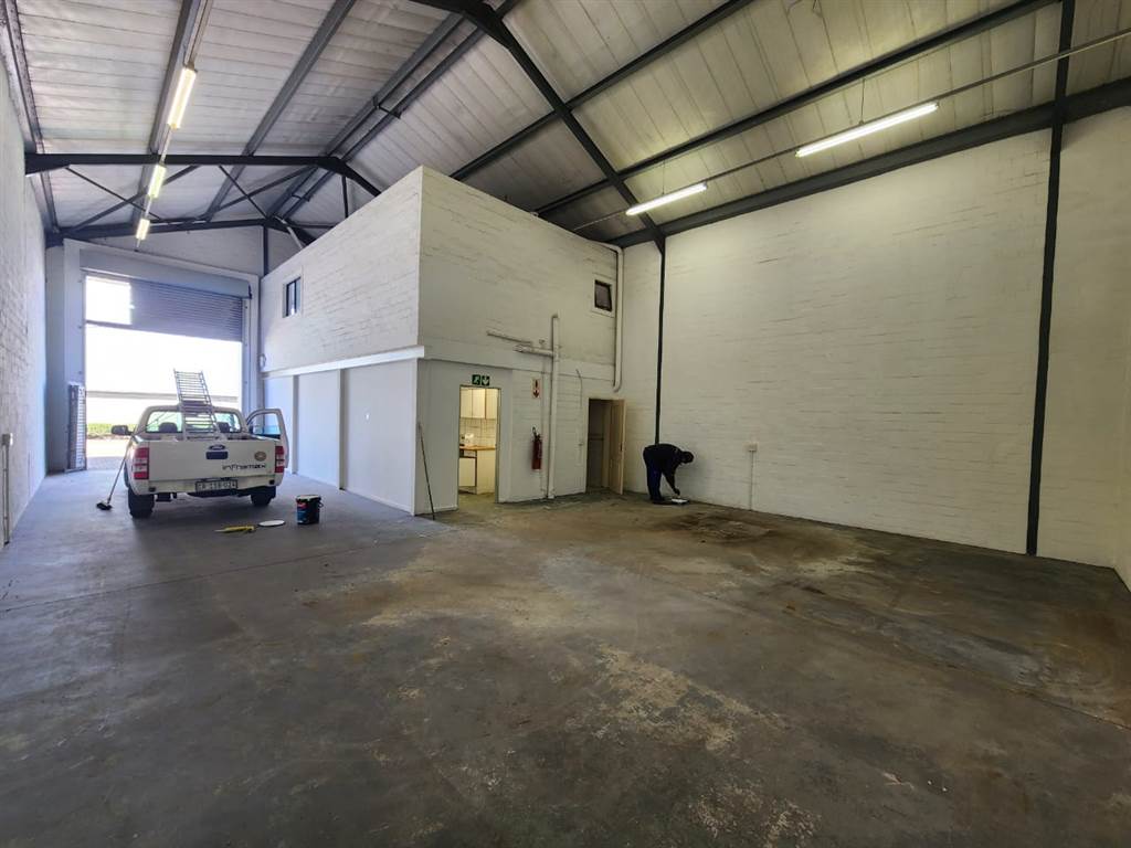 204  m² Industrial space in Montague Gardens photo number 7