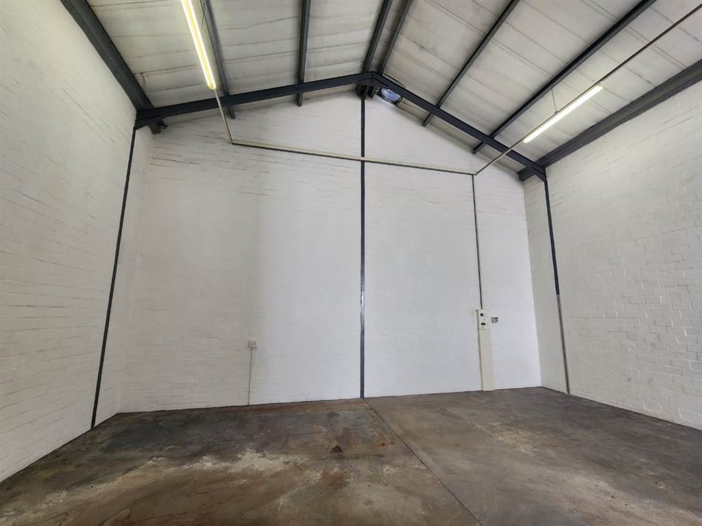 204  m² Industrial space in Montague Gardens photo number 8