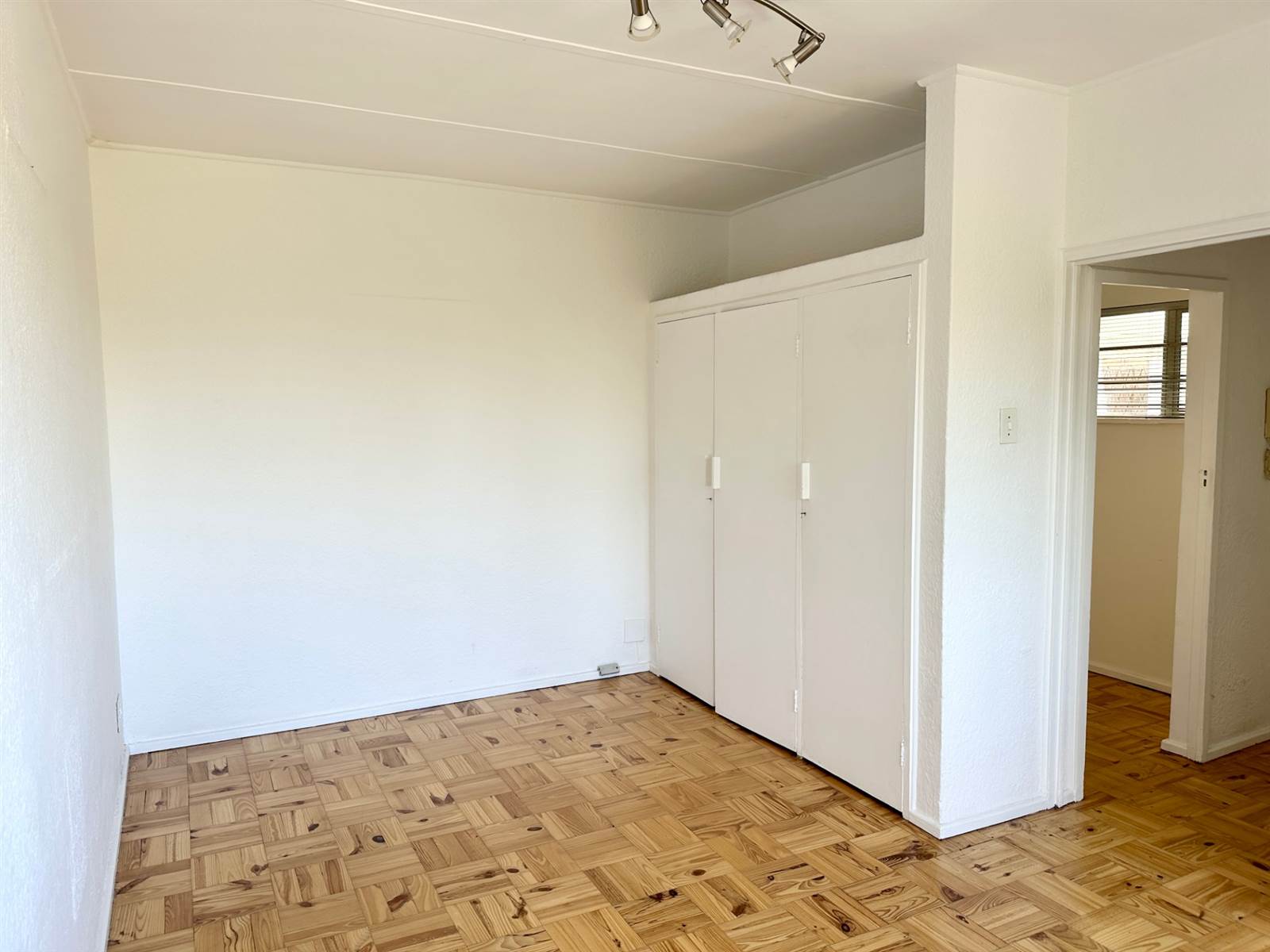 Studio apartment in Green Point photo number 3