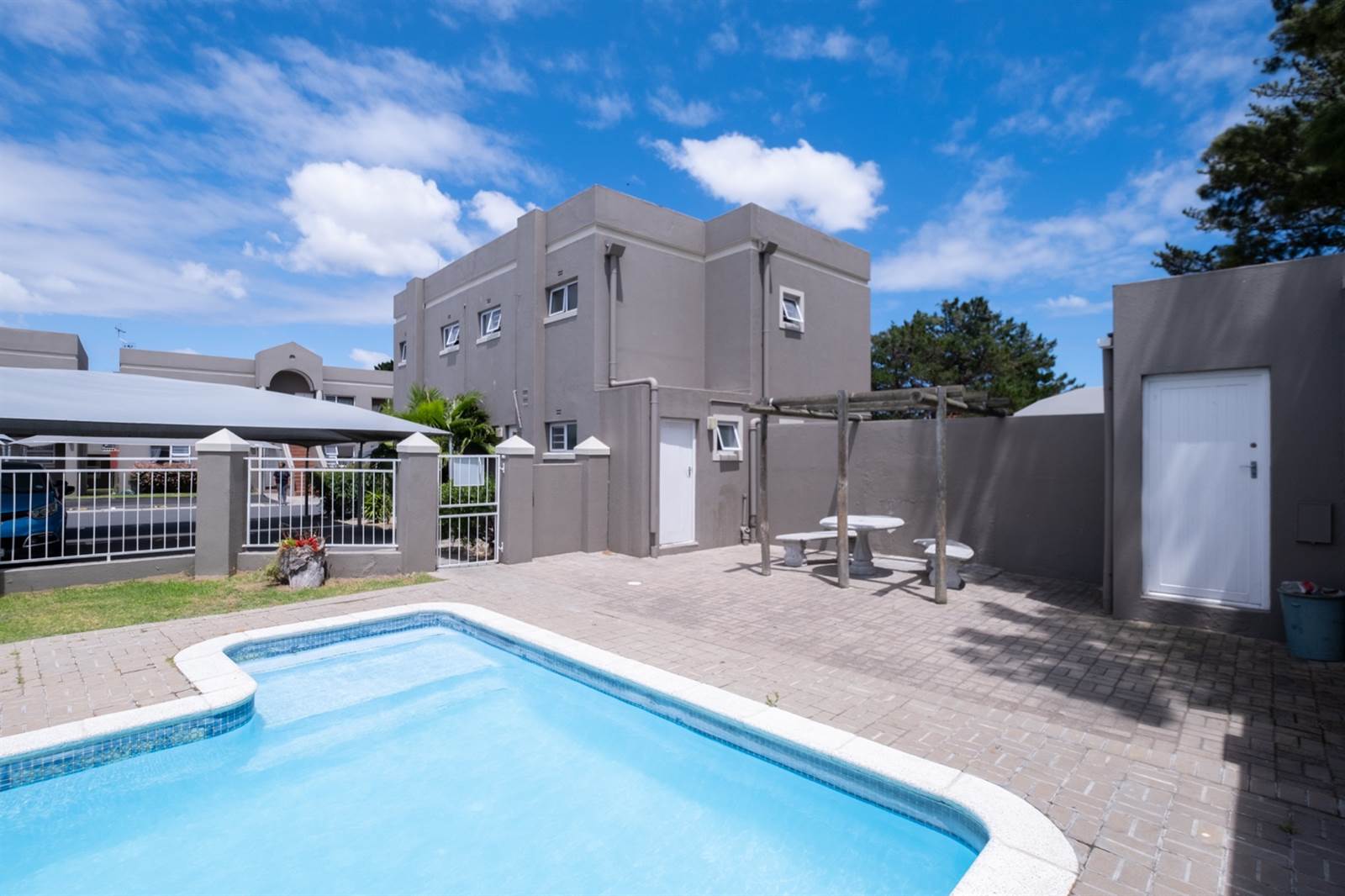 1 Bed Apartment in Parow North photo number 14
