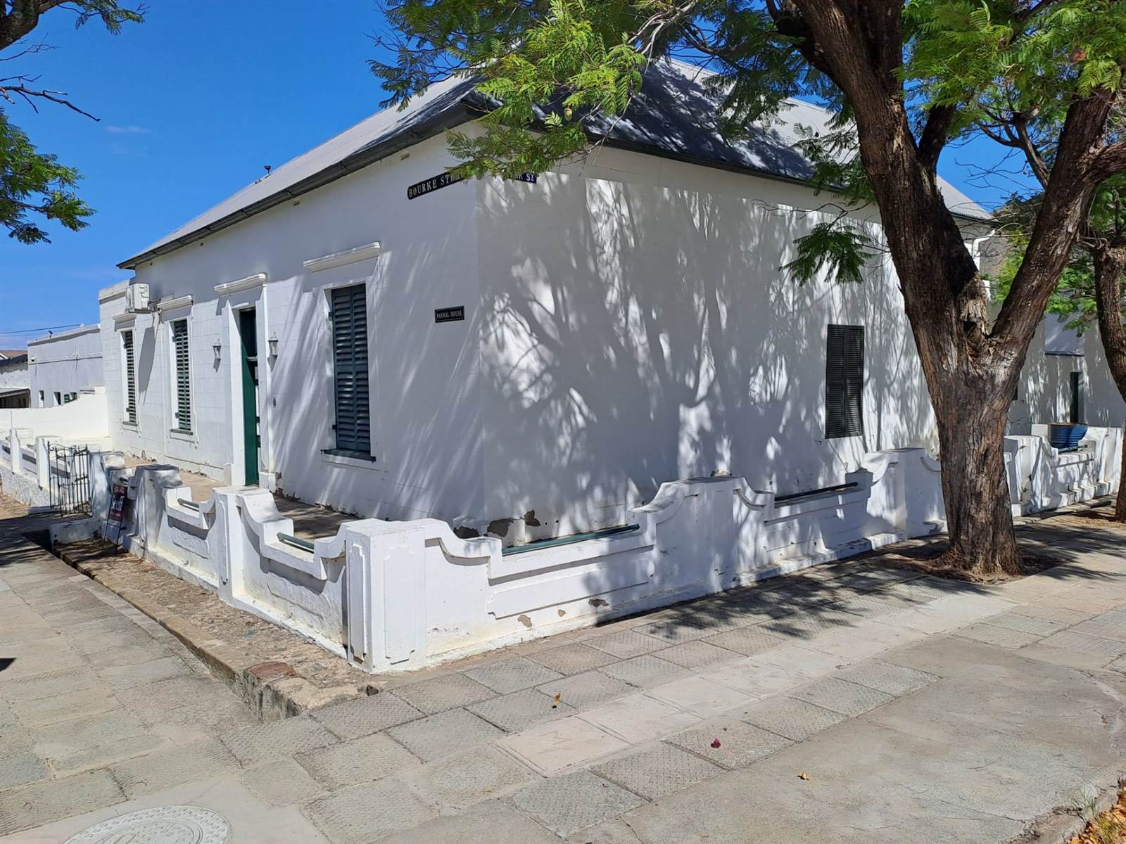 3 Bed House in Graaff Reinet photo number 3