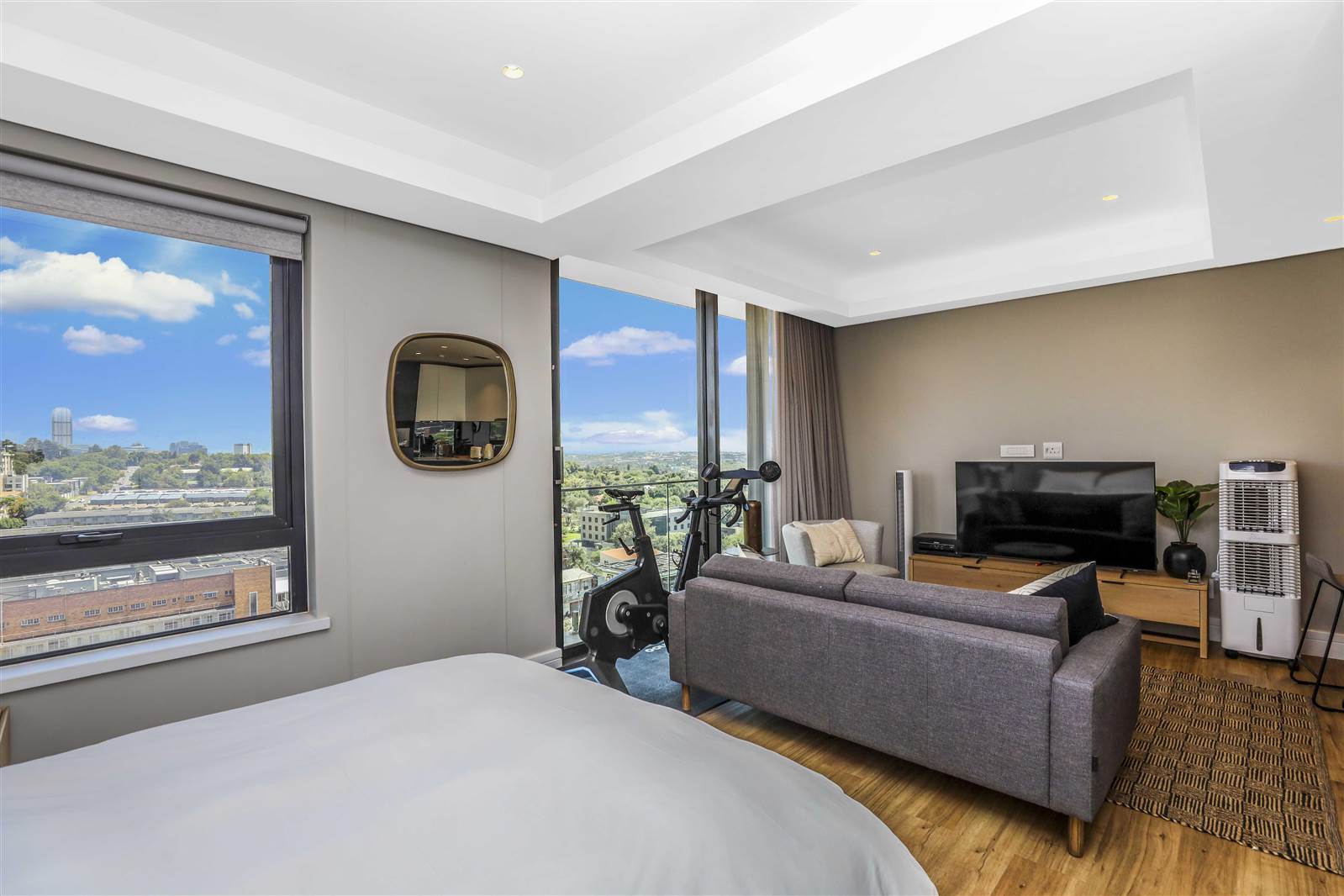 Studio apartment in Melrose Arch photo number 7