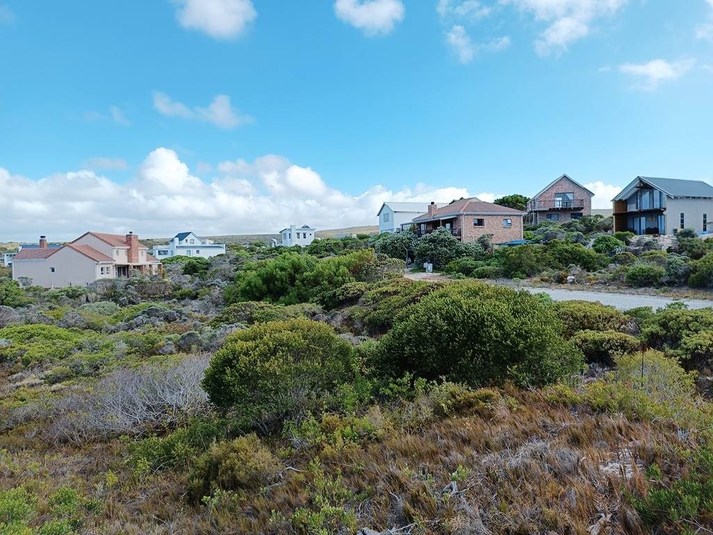 748 m² Land available in Suiderstrand photo number 2