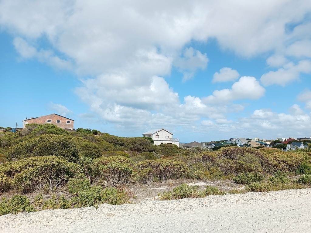 748 m² Land available in Suiderstrand photo number 17