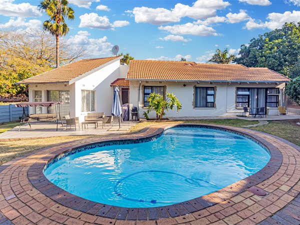 3 Bedroom House 3 Bedroom House