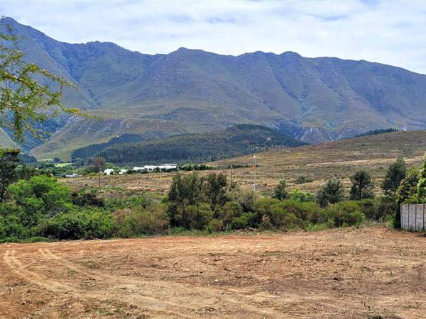 1130 m² Land available in Swellendam