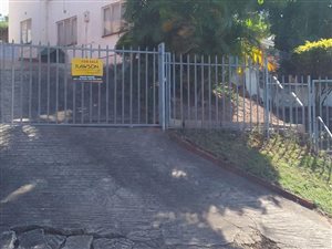 3 Bed House in Oaklands