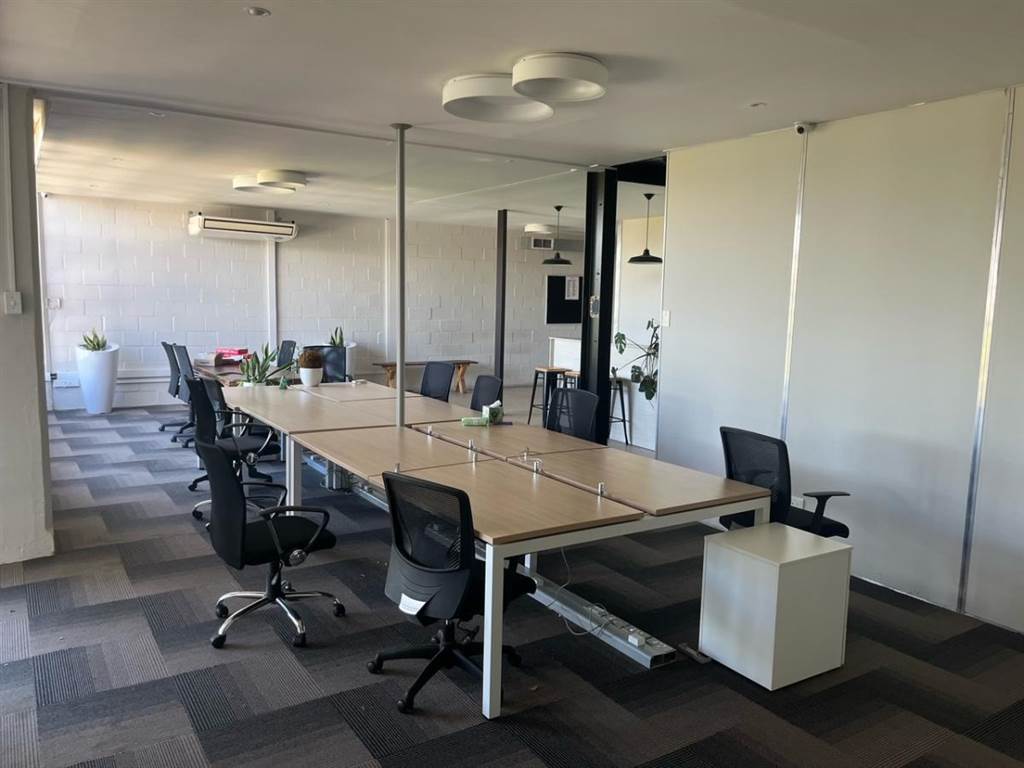 283  m² Office Space in Salt River photo number 1