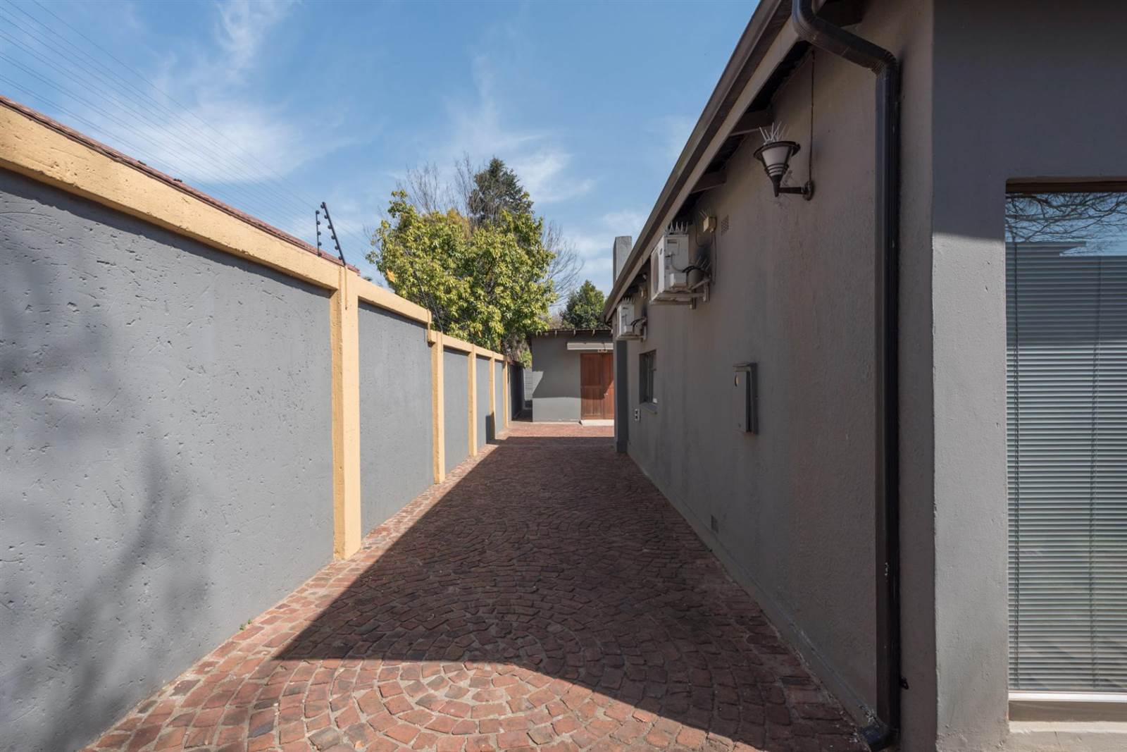 265  m² Commercial space in Edenvale photo number 3