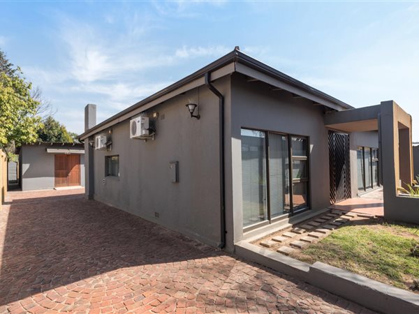 265  m² Commercial space in Edenvale