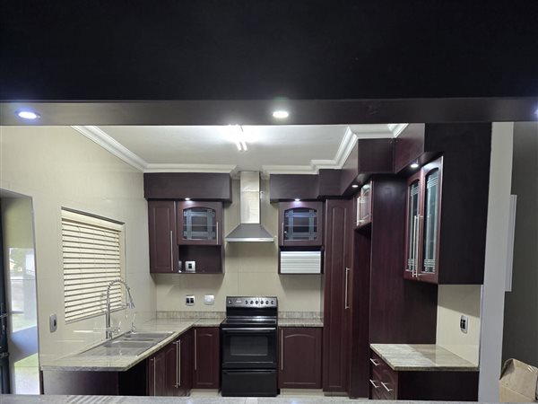 3 Bedroom House 3 Bedroom House