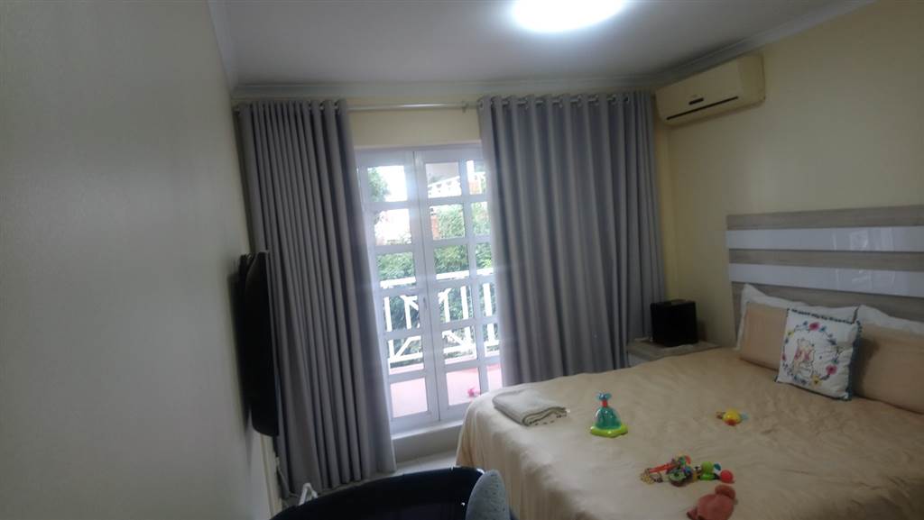 3 Bed Apartment in Mt Edgecombe photo number 15
