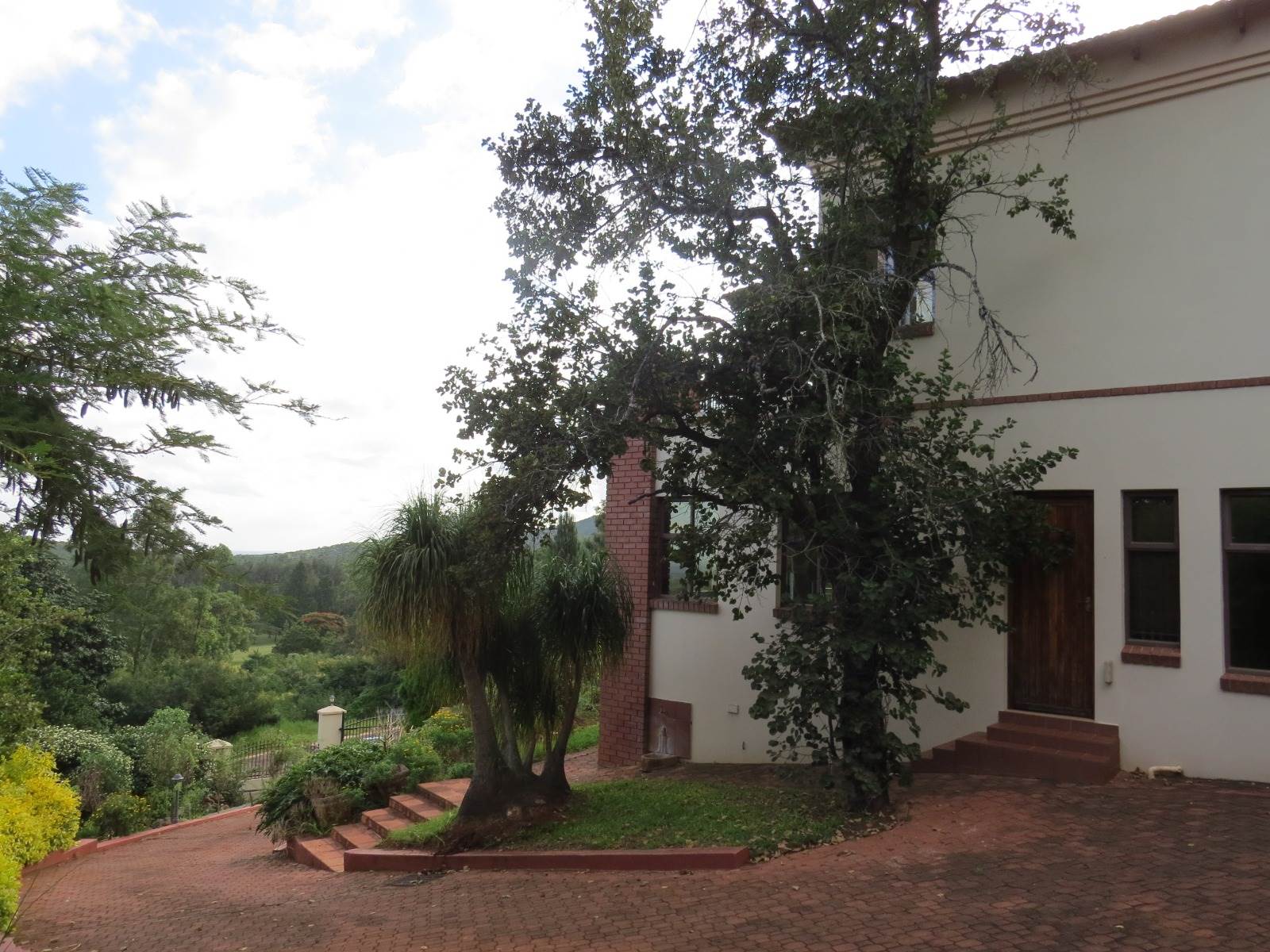 4 Bed House in Louis Trichardt photo number 2