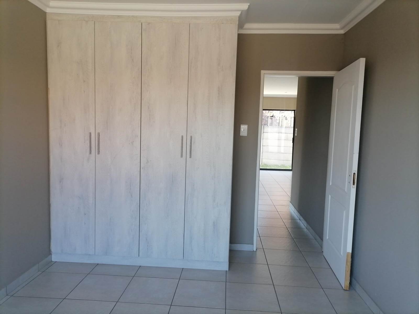 3 Bed Townhouse in Ermelo photo number 11