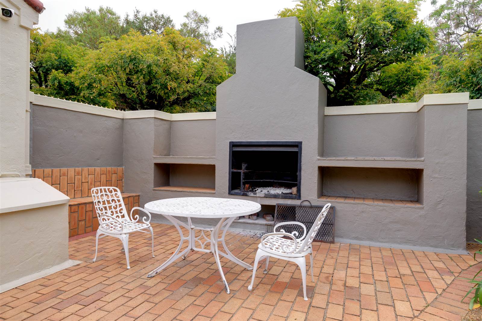 2 Bed Townhouse in Bryanston photo number 17