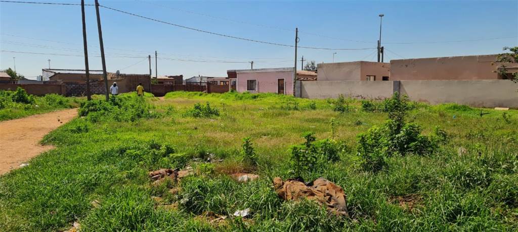 1456 m² Land available in Katlehong photo number 11