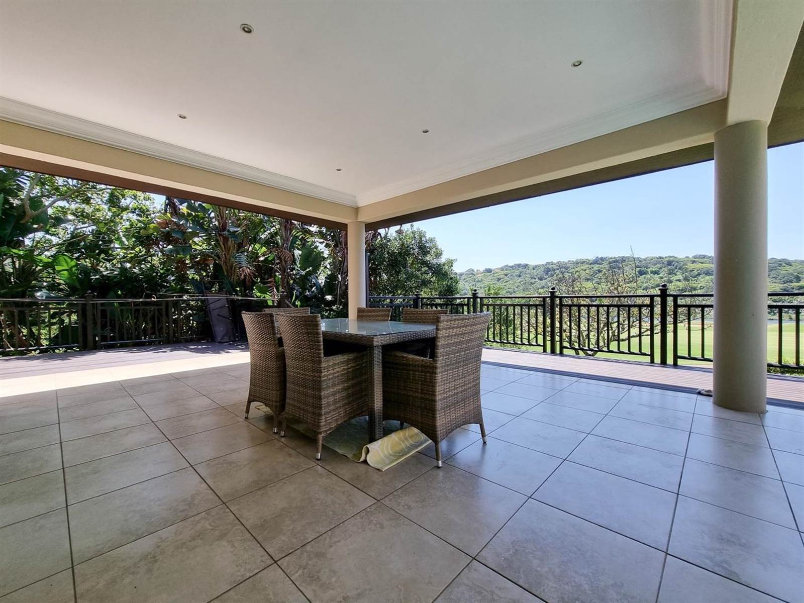 4 Bed House in Zimbali Estate photo number 13