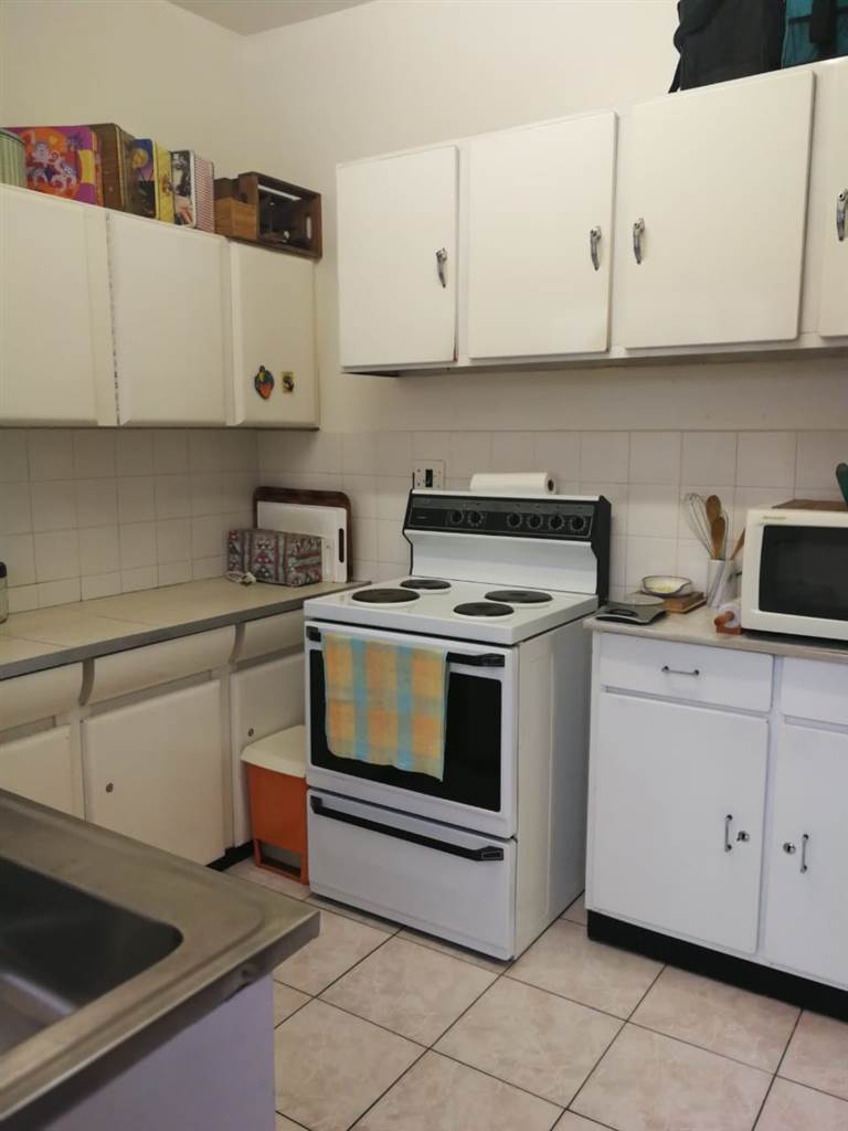 2 Bed Duplex in Kempton Park Central photo number 4