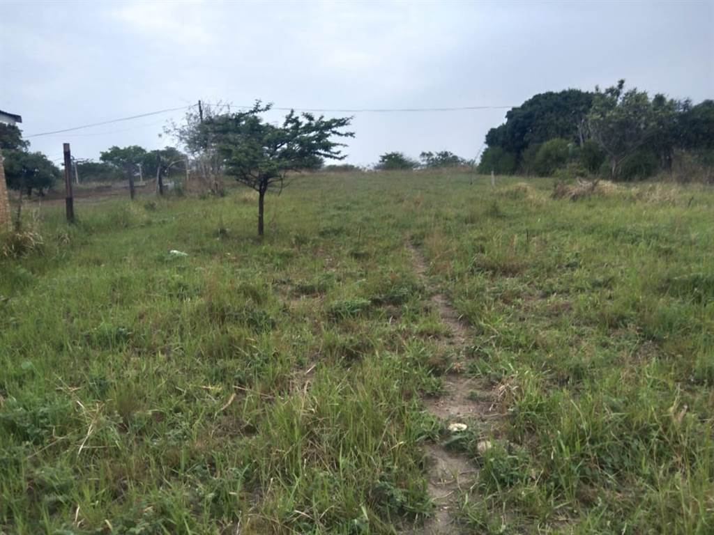 1031 m² Land available in Mandini photo number 2
