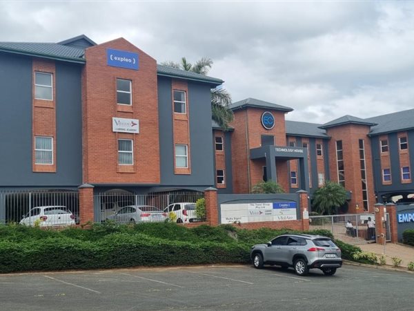 2800  m² Commercial space in Westville