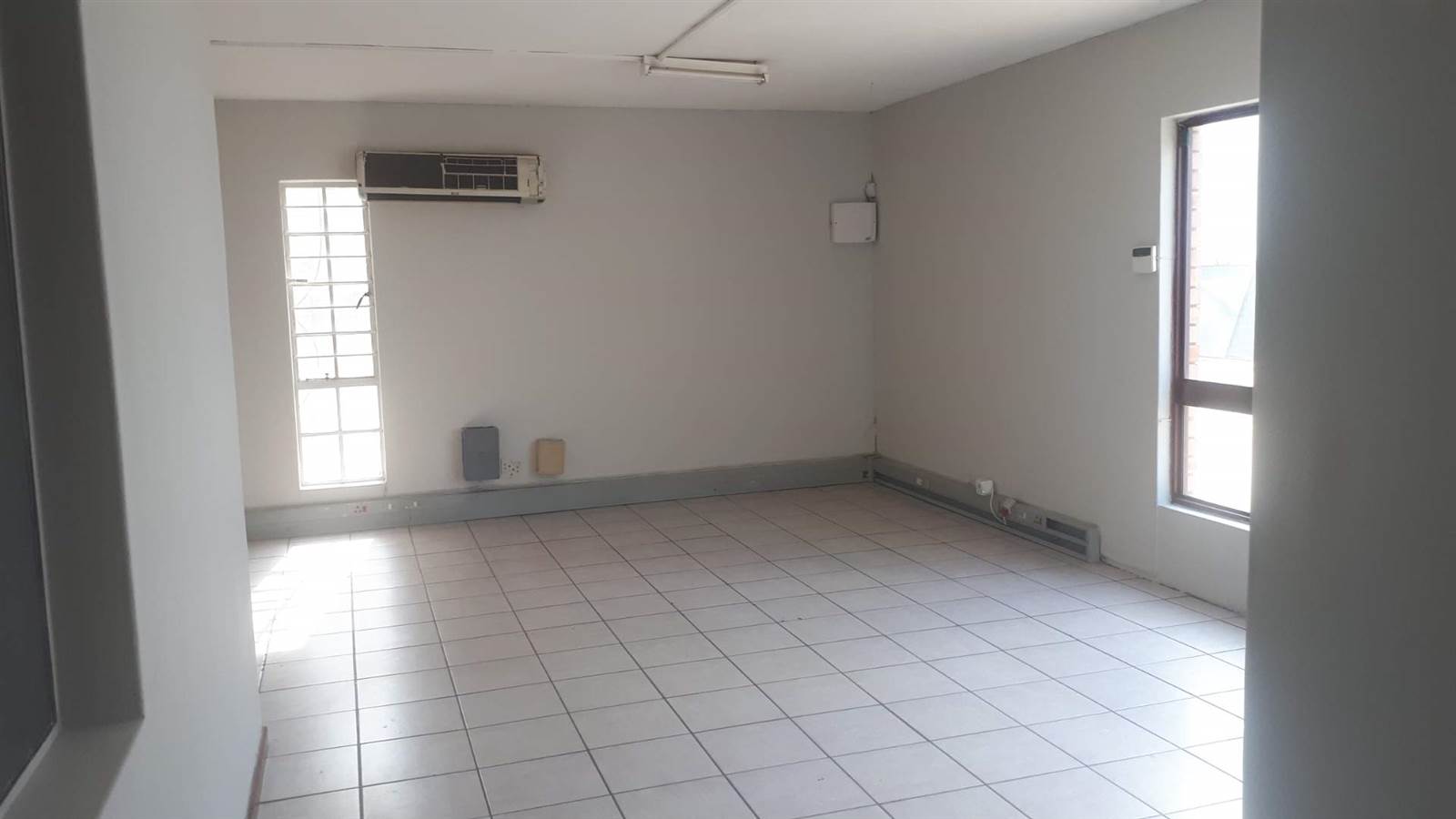 440  m² Commercial space in Nelspruit Central photo number 10