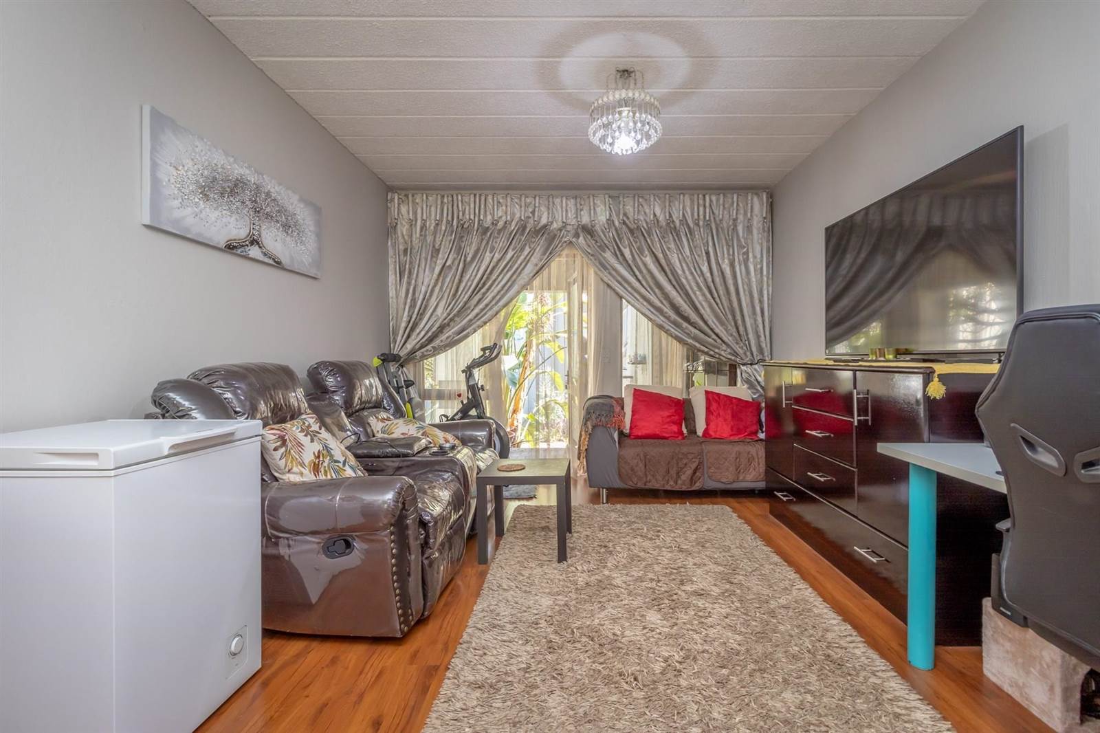 1 Bed Townhouse in Jukskei Park photo number 8