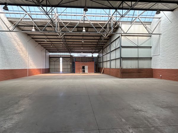 950  m² Industrial space