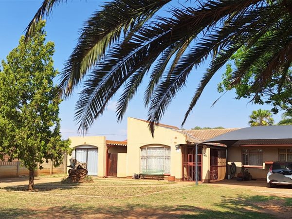 3 Bedroom House 3 Bedroom House