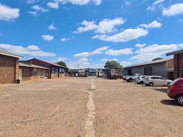 227  m² Industrial space in Potchefstroom Central