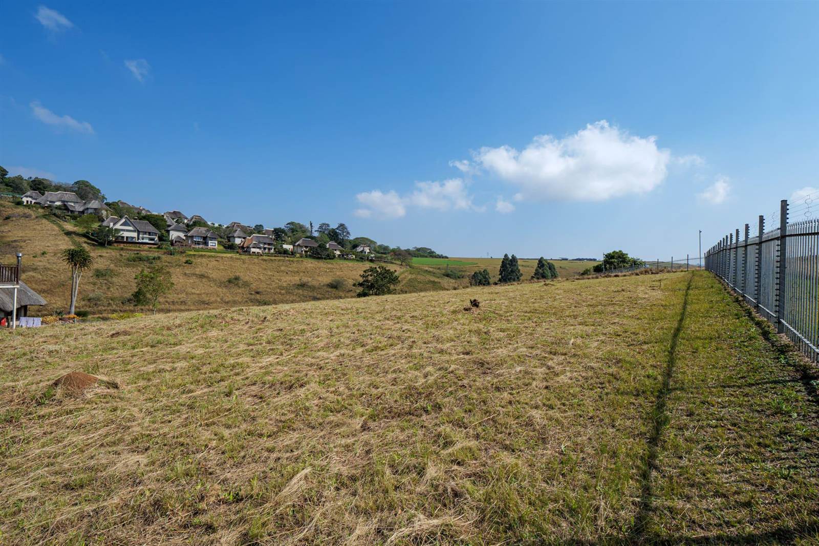 1190 m² Land available in Gillitts photo number 8