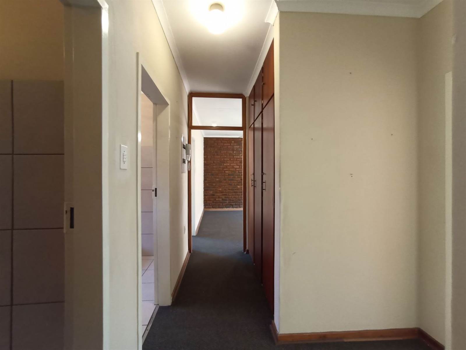 3 Bed Simplex in Potchefstroom Central photo number 9