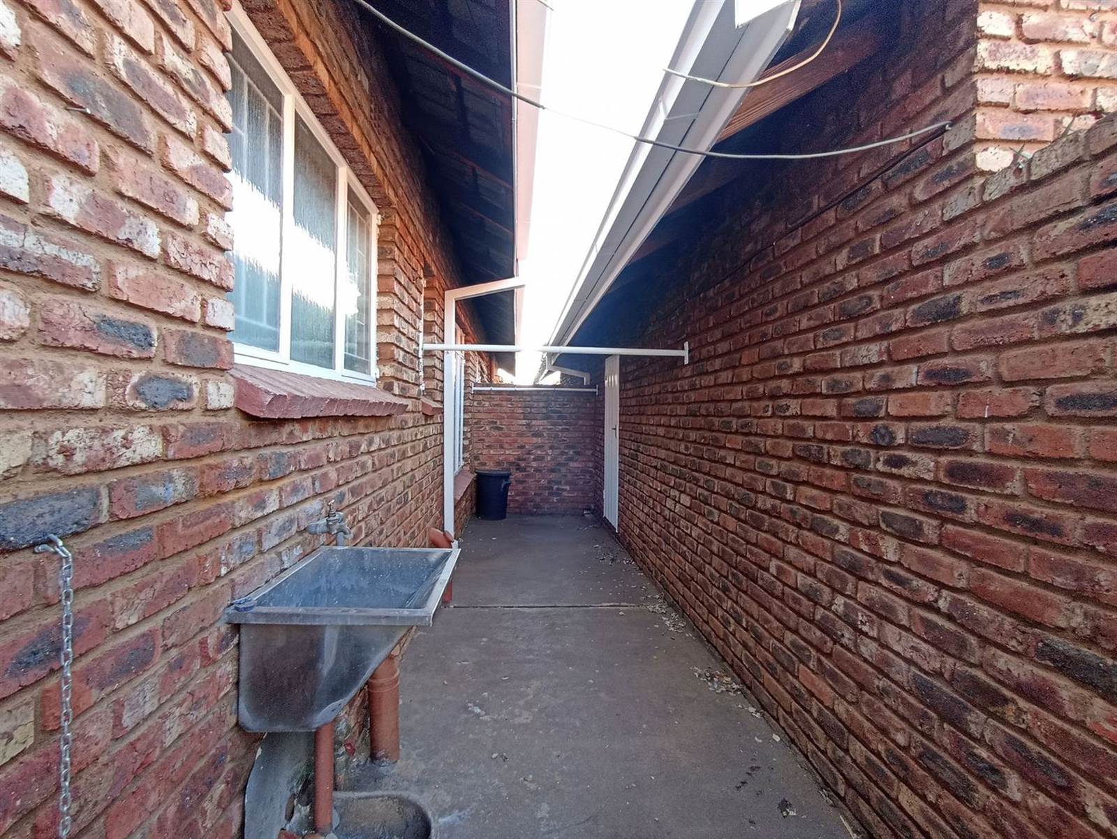 3 Bed Simplex in Potchefstroom Central photo number 26