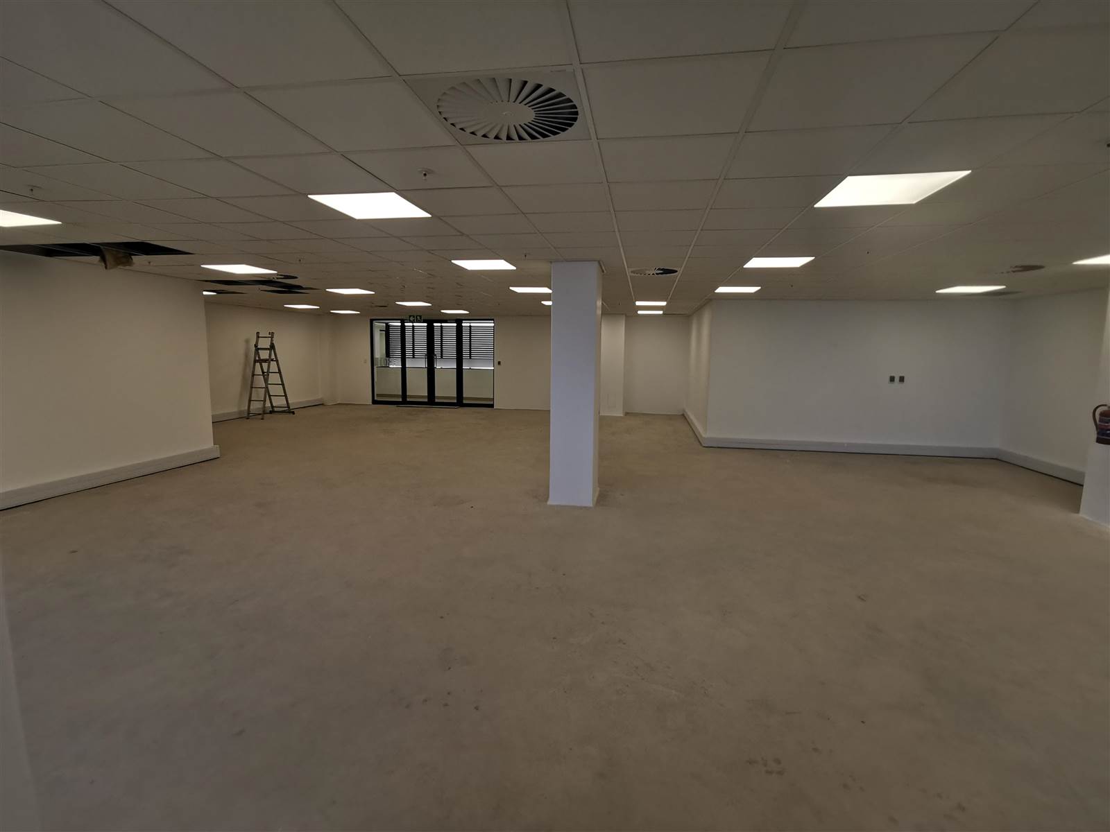 231  m² Commercial space in Umhlanga Ridge photo number 19