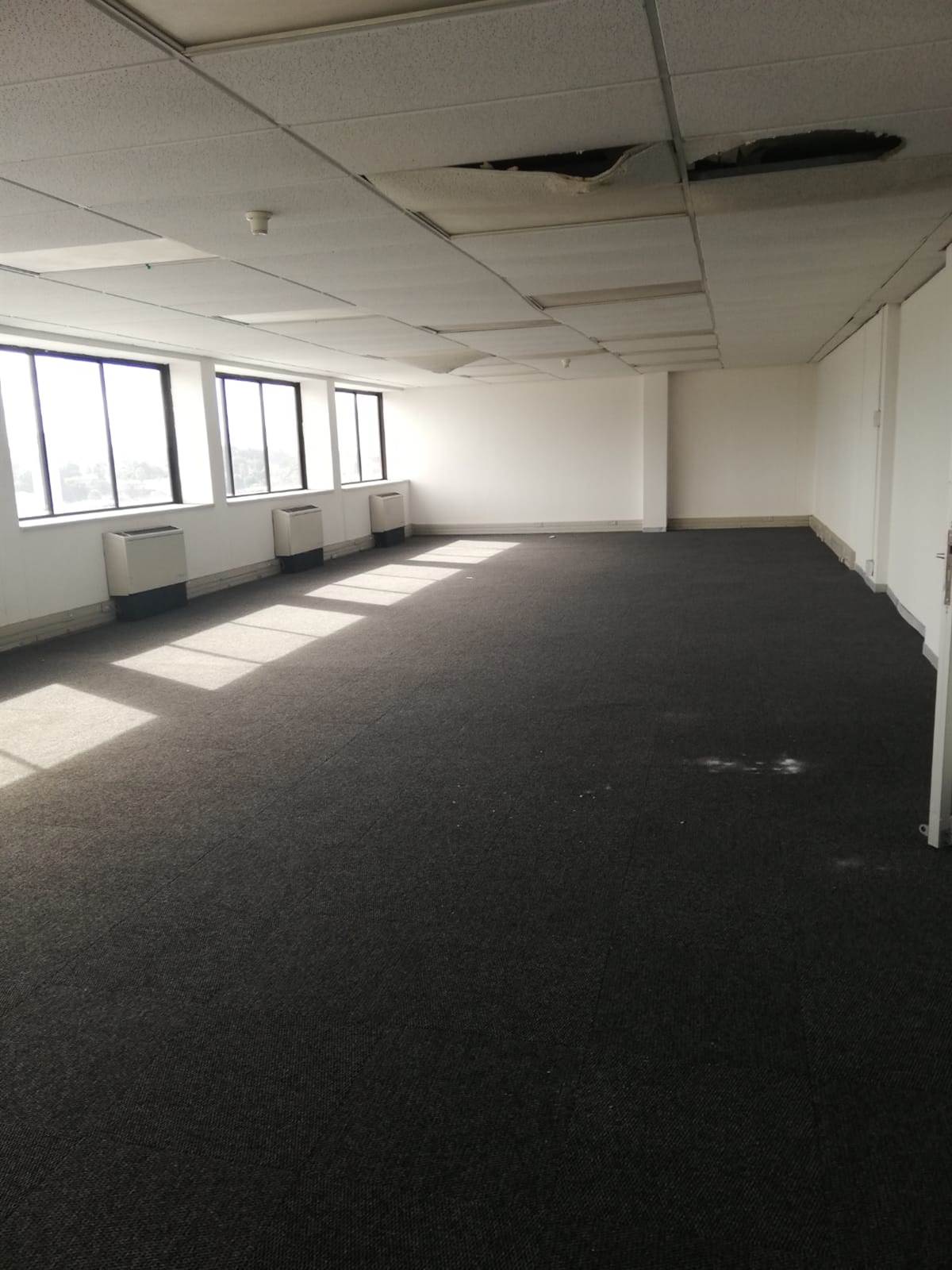 137  m² Office Space in Bellville Central photo number 8