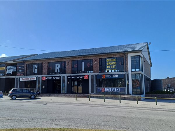 372  m² Commercial space