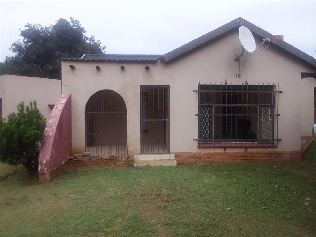 3 Bed House in Meyerton Park photo number 1