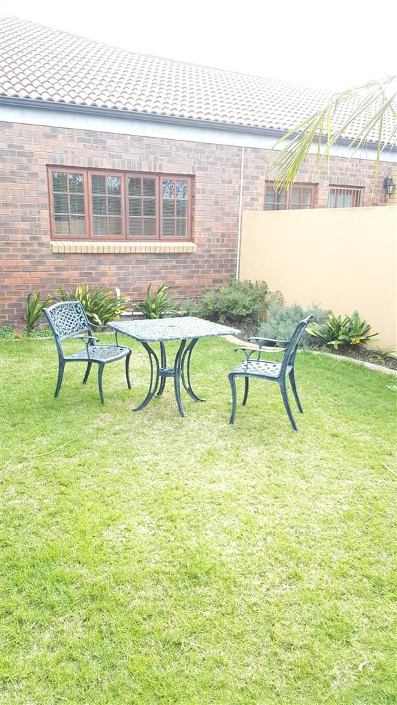 2 Bedroom House 2 Bedroom House