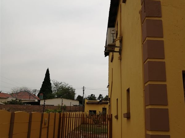2 Bedroom Garden Cottage 2 Bedroom Garden Cottage