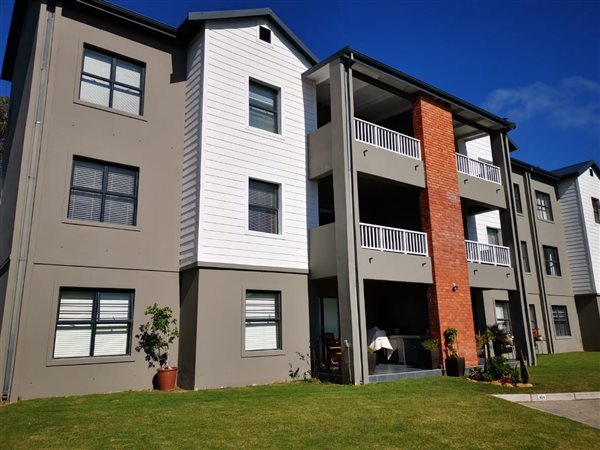 2 Bed Apartment in Pinelands