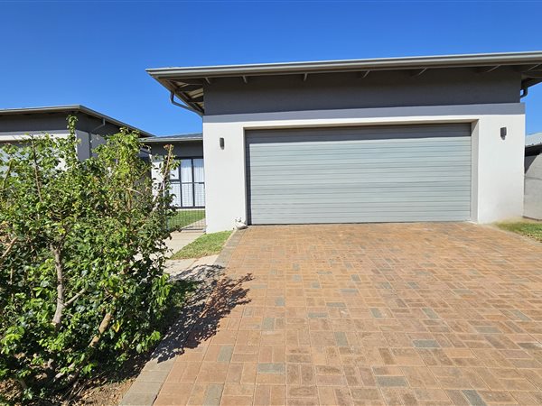 3 Bedroom Townhouse 3 Bedroom Townhouse