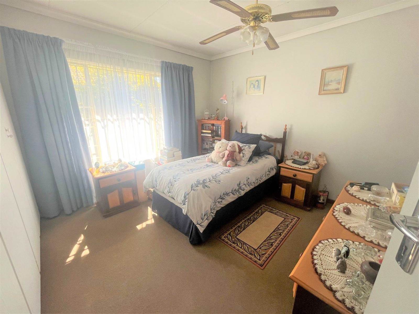 3 Bed Townhouse in Parktown Estate photo number 19