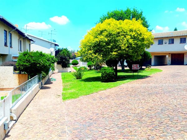 2 Bed Townhouse in Lambton