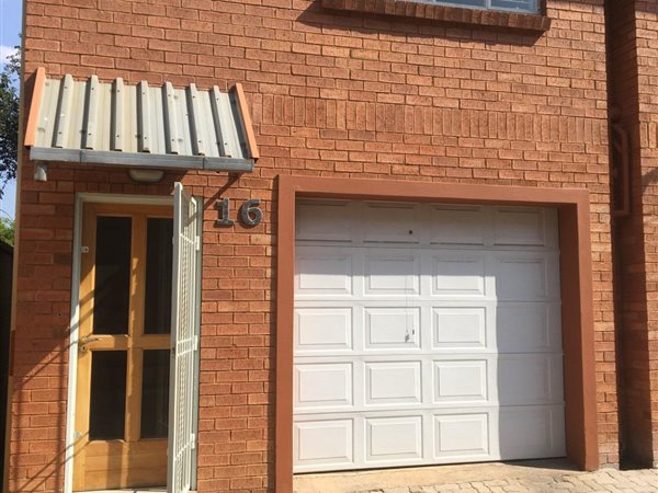 2 Bedroom Flat 2 Bedroom Flat
