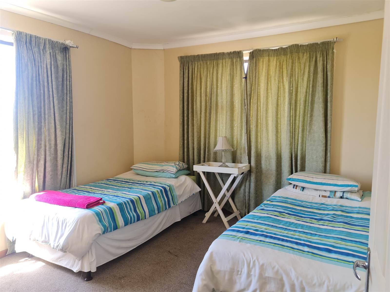 2 Bed Apartment in Jeffreys Bay photo number 12
