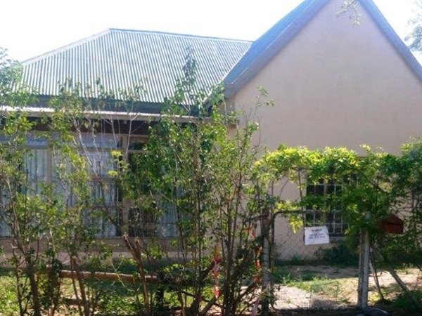 4 Bedroom House 4 Bedroom House