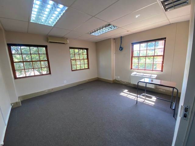 142  m² Office Space in Lyttelton Manor photo number 6